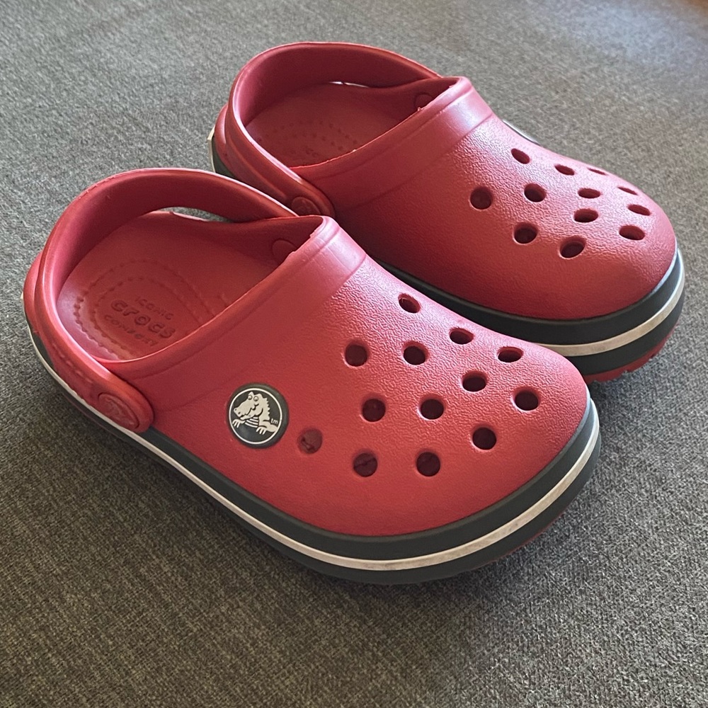 Kids’ crocband clog